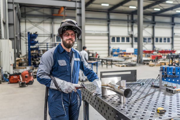 Best Structural Steel Welding in Stowell, TX